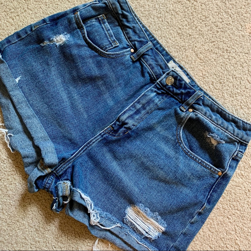 Pacsun mom jean shorts. Barely worn.